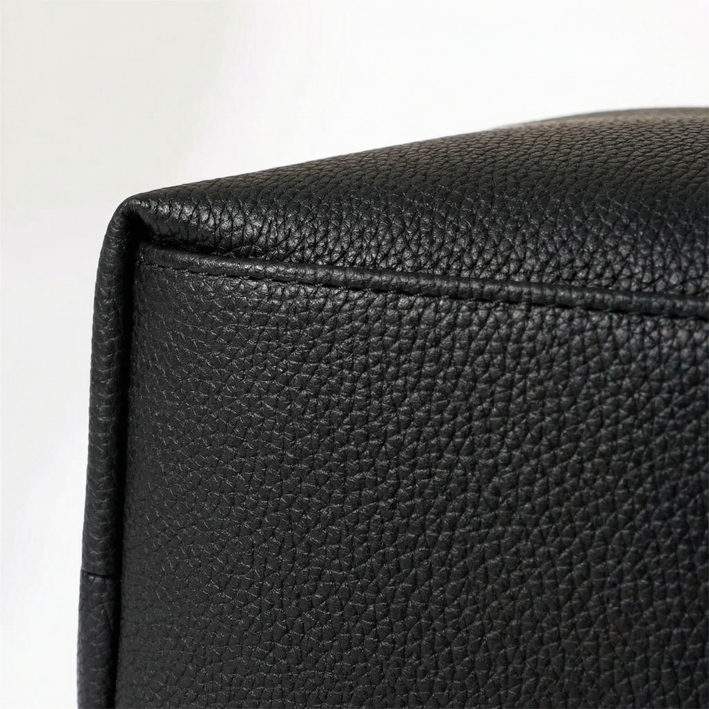 Model 03: THE LOOP (Zip Hobo BLACK)